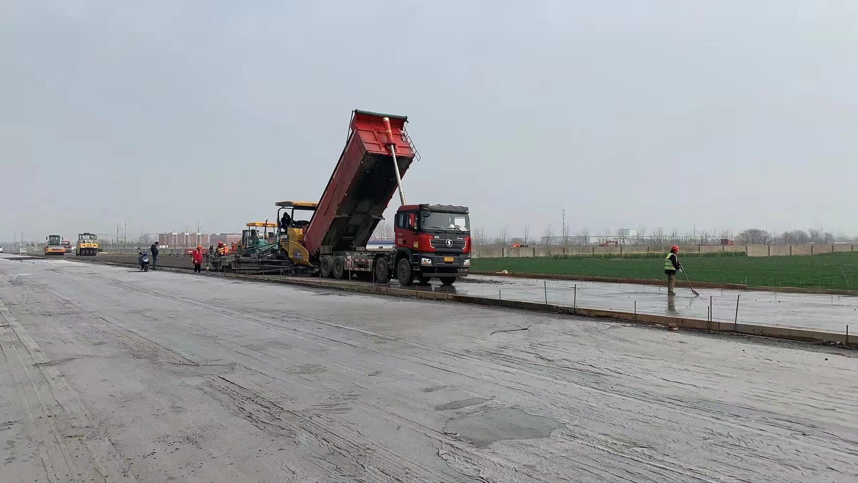 226大丰南段改扩建工程 交工验收通讯报道照片2.jpg